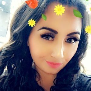 Meet your Posher, Ana